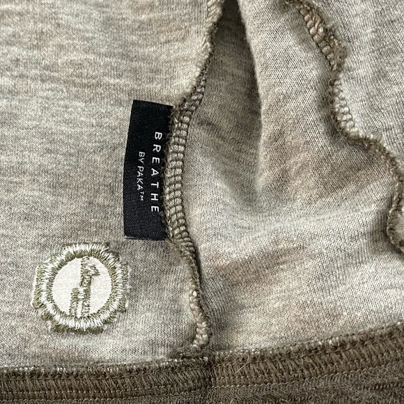 PAKA Breath 2.0 Full-Zip Hoodie - Picture 12 of 12